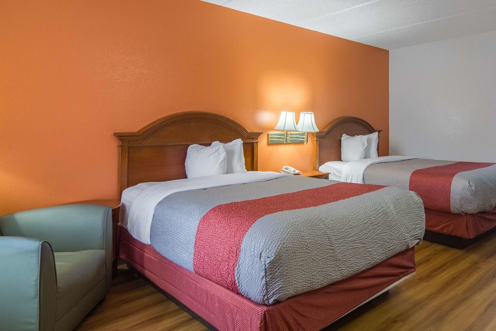 Motel 6 وايكروس المظهر الخارجي الصورة