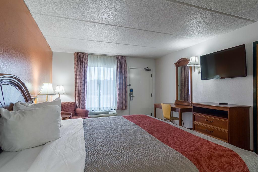 Motel 6 وايكروس المظهر الخارجي الصورة