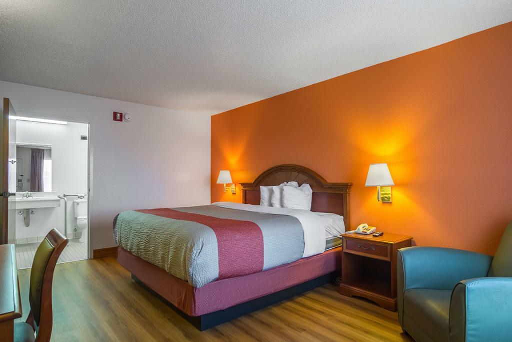 Motel 6 وايكروس المظهر الخارجي الصورة